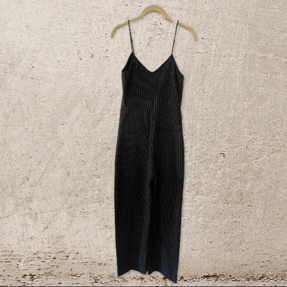 ANTHROPOLOGIE | The Essential Jumpsuit Pinstripe size 0 - Picture 4 of 5